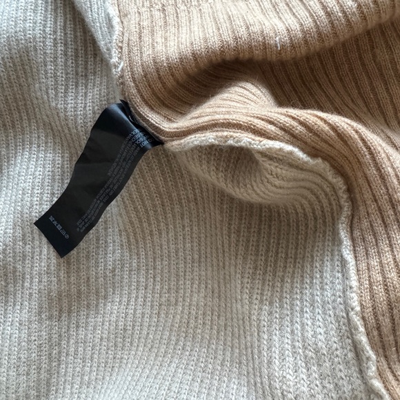 Theory Beige Turtleneck Sweater - Picture 6 of 7